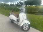 Leuke retro scooter, Ophalen, Zo goed als nieuw