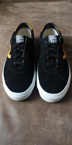 Vans sport low us 9.5 eur 42,5, Ophalen of Verzenden, Zo goed als nieuw