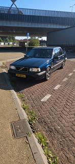 Volvo 850 2.3 T-5 AUT 1994 Blauw, Auto's, Beige, Blauw, Particulier, 1600 kg