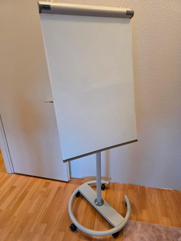 Karat Office Shark Flipover op Wielen - Zo Goed Als Nieuw, Zakelijke goederen, Kantoor en Winkelinrichting | Kantoormeubilair en Inrichting