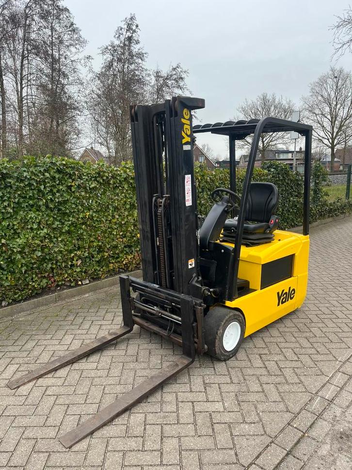 Yale ERP20 elektrische heftruck Triplex 2000kg bj 2010, Zakelijke goederen, Machines en Bouw | Heftrucks en Intern transport, Heftruck