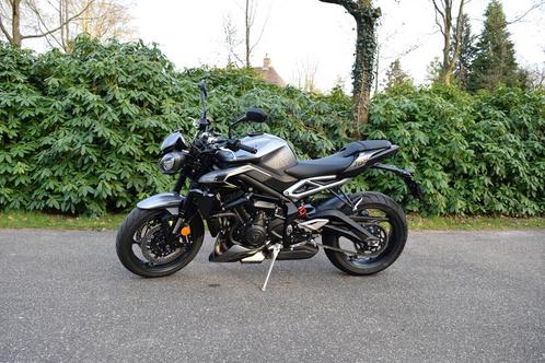 Triumph Street Triple 765 R (bj 2023), Motoren, Motoren | Triumph, Particulier, Naked bike, meer dan 35 kW, 3 cilinders, Ophalen