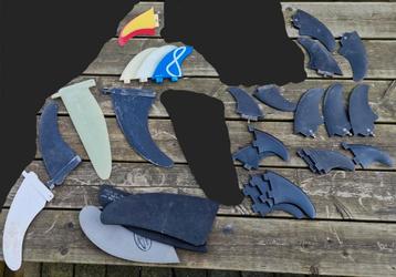 Partij surfvinnen beschikbaar voor biedingen