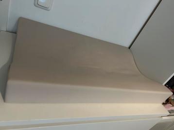 Aankleedkussen Beige/Creme beschikbaar voor biedingen