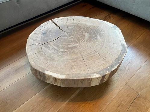 Unieke eiken houten salontafel / ronde boomstam loungetafel, Huis en Inrichting, Tafels | Salontafels, Nieuw, Minder dan 50 cm