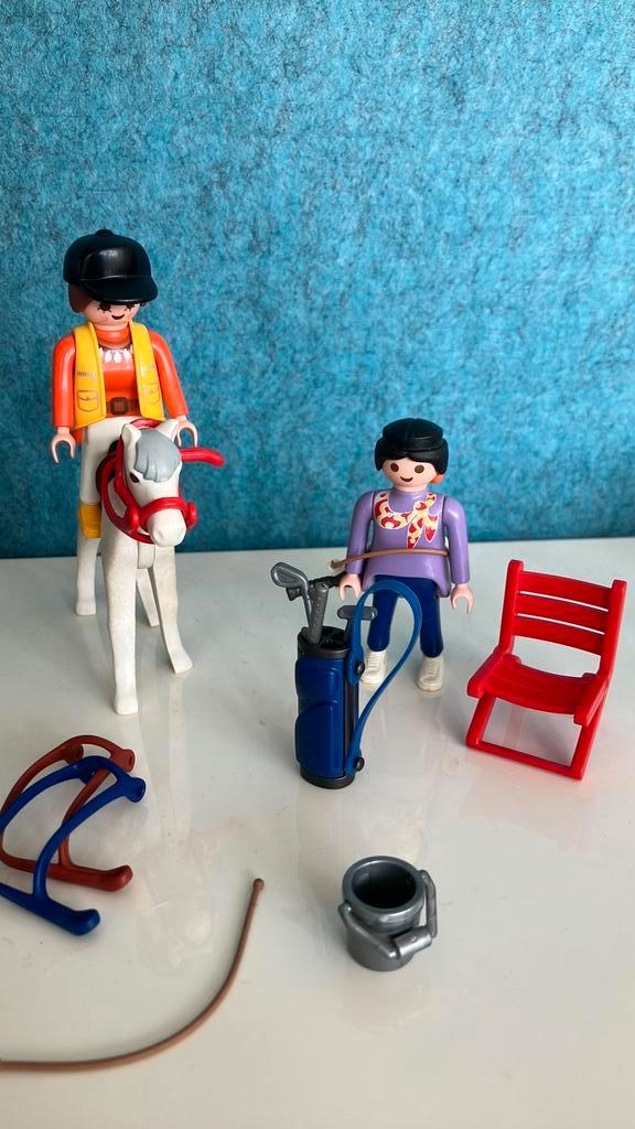Playmobil vrouw met paard, tennis en golf spullen, Kinderen en Baby's, Speelgoed | Playmobil, Gebruikt, Los playmobil, Ophalen of Verzenden