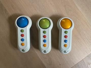 Xbox 360 Scene It Big Button controllers 3x beschikbaar voor biedingen