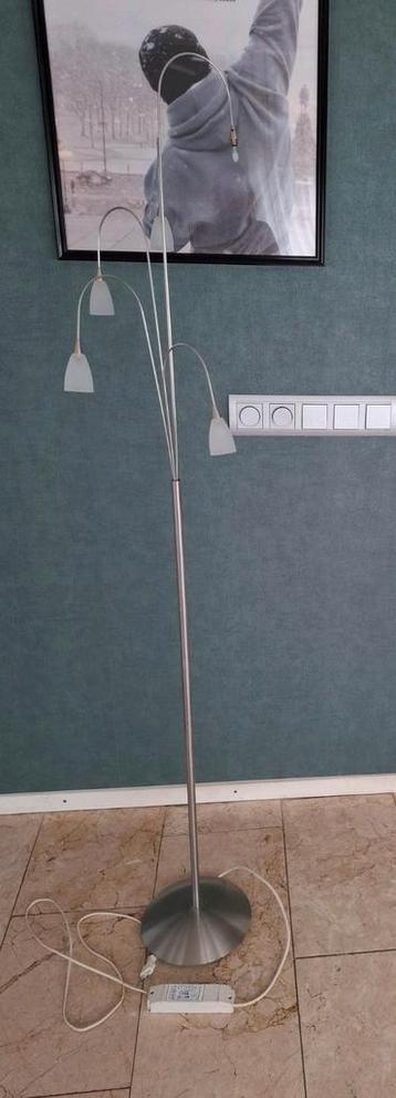 Vloerlamp rvs met 5 individuele lampjes beschikbaar voor biedingen