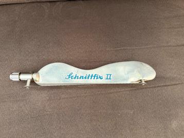Schnittfix II Broodmes - Vintage Keukenaccessoire beschikbaar voor biedingen