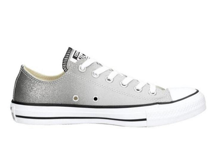 Converse Chuck Taylor All Stars sneakers!, Kleding | Dames, Schoenen, Zo goed als nieuw, Sneakers of Gympen, Grijs, Verzenden