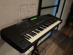 Complet set Roland E-70 Keyboard met Standaard en Lessenaar, Muziek en Instrumenten, Keyboards, Ophalen, Gebruikt, Roland, Overige aantallen