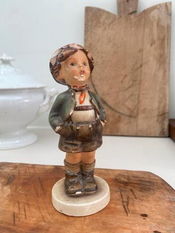 Oud Hummel Beeldje - Beschadigd beschikbaar voor biedingen