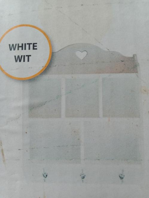 Witte letterbak met hartje van Woood Nienke serie, Huis en Inrichting, Overige Huis en Inrichting, Nieuw, Ophalen of Verzenden