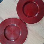 2 Grote rode glazen onderborden met geribbeld patroon, Huis en Inrichting, Keuken | Servies, Gebruikt, Ophalen of Verzenden, Glas