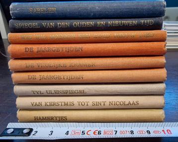 9 Hamertjes. Kleine boekjes uit 1946. beschikbaar voor biedingen