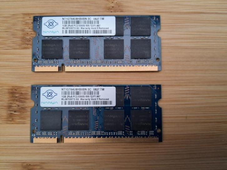 2x 1GB DDR2 Laptop RAM – Nanya (2GB totaal), Computers en Software, RAM geheugen, Gebruikt, Laptop, 2 GB, DDR2, Ophalen of Verzenden