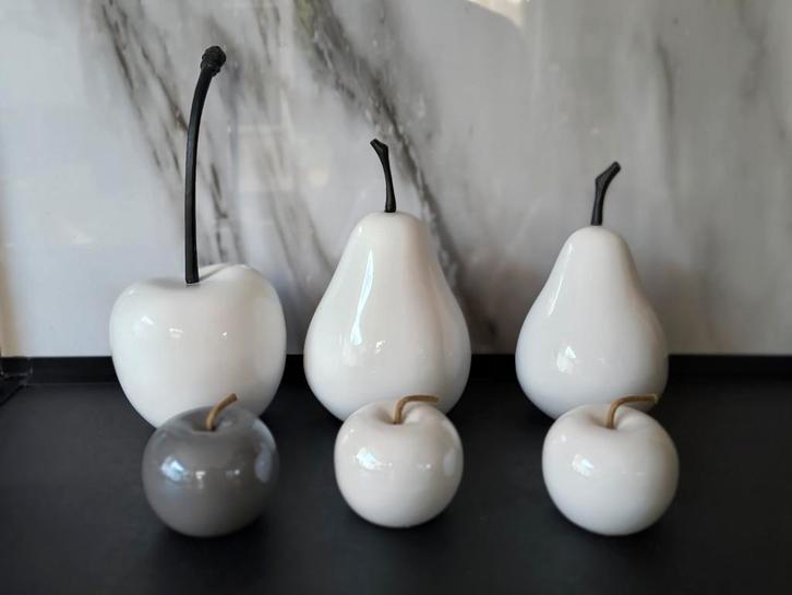 Decoratieve porseleinen fruitset – stijlvol en uniek!, Huis en Inrichting, Woonaccessoires | Vazen, Zo goed als nieuw, Wit, Minder dan 50 cm