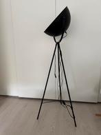 Industriële vloerlamp, Huis en Inrichting, Ophalen, Studio / industrieel, Zo goed als nieuw, Metaal