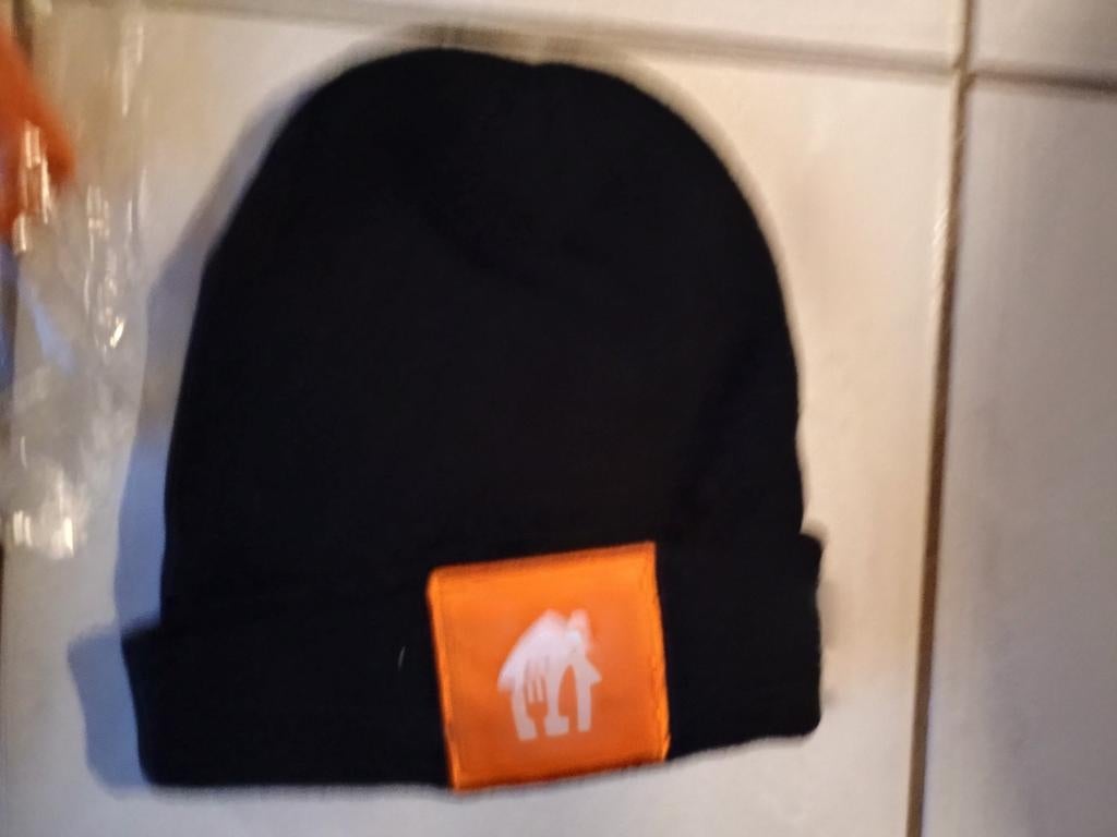 Muts zwarte muts thuisbezorgd, Kleding | Heren, Mutsen, Sjaals en Handschoenen, Ophalen of Verzenden, Zo goed als nieuw, Muts
