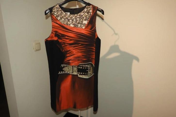 Moschino cheapandchic jurkje tuniek aparte print D36, Kleding | Dames, Jurken, Gedragen, Maat 36 (S), Zwart, Boven de knie, Verzenden