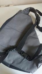 Grijze tas rugzak sporttas gymtas 3 punt sluiting, Ophalen of Verzenden, Zo goed als nieuw, Rugtas, Overige merken