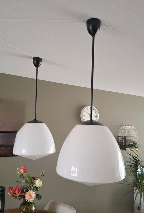 Decoratieve Art-Deco hanglamp (2 stuks), Huis en Inrichting, Lampen | Hanglampen, Zo goed als nieuw, 75 cm of meer, Glas, Ophalen