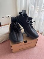 Yeezy Boost 350 V2, Bruin, Adidas, Ophalen of Verzenden, Sneakers of Gympen