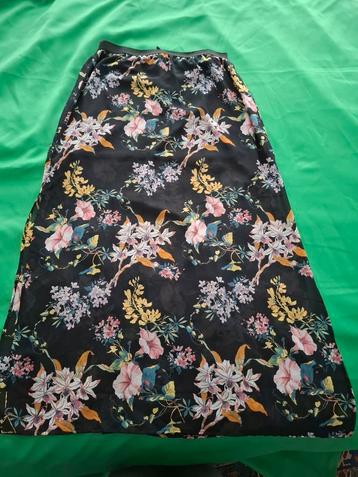 H&M Divided lange rok - Bloemenprint beschikbaar voor biedingen