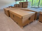 Pallet with box , & pallet wirh frame. Gratis ophalen, Ophalen, 100 cm of meer, 60 cm of meer, Minder dan 35 cm