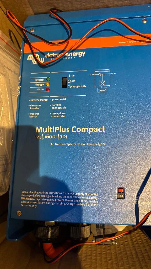 Nieuwe Oplader/ Omvormer  Multiplus Compact 12 volt/1600/70, Watersport en Boten, Accessoires en Onderhoud, Nieuw, Overige typen