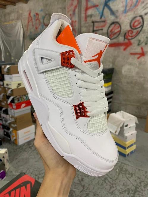 Air Jordan 4 Metallic Orange | Maat 36, Kleding | Heren, Schoenen, Nieuw, Ophalen of Verzenden