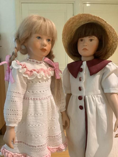 Jutta Kissling 50 cm.Sylvie en Isabella. Vinyl.  W.P.M., Verzamelen, Poppen, Zo goed als nieuw, Ophalen of Verzenden