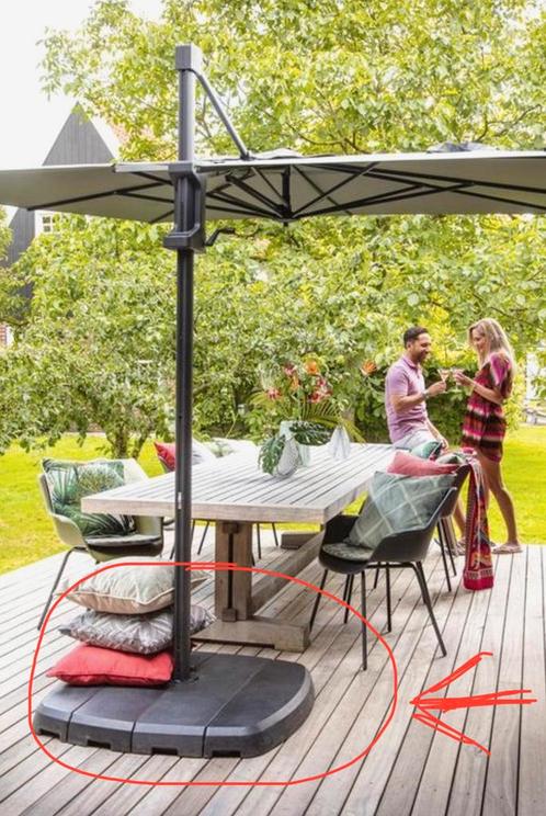 Madison kunststof parasol vulvoet met metalen kruisvoet, Tuin en Terras, Parasols, Zo goed als nieuw, Parasolvoet, 1 tot 2 meter