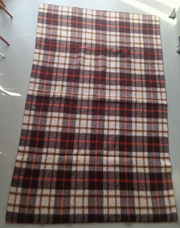 Wollen deken 147x233 cm  beschikbaar voor biedingen