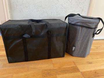 2 x koelbox;1xtas en 1x kruk beschikbaar voor biedingen