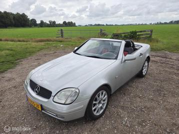Mercedes SLK-klasse 200 LEER / CABRIO / AIRCO / STOELVERWARM beschikbaar voor biedingen