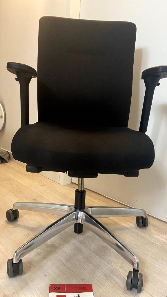 Prachtige Rovo XP 4015 S1 *Nieuwstaat*, Huis en Inrichting, Bureaustoelen, Zo goed als nieuw, Bureaustoel, Zwart, Ophalen
