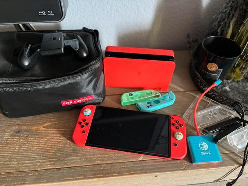 Nintendo Switch OLED - Mario Editie - Rood, Spelcomputers en Games, Spelcomputers | Nintendo Switch, Zo goed als nieuw, Switch OLED