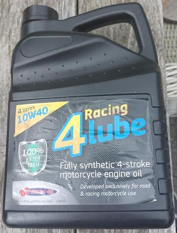 Motorolie, 10w40, speciaal voor motorrijders, nog ruim 2 lit beschikbaar voor biedingen