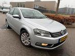 Volkswagen Passat 1.4 TSI | Scherm/Navi/16 Inch/FULL OPTION, Auto's, Volkswagen, Voorwielaandrijving, Stof, Start-stop-systeem