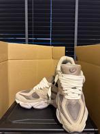 Sneakers, New Balance, Bruin, Ophalen of Verzenden, Sneakers of Gympen