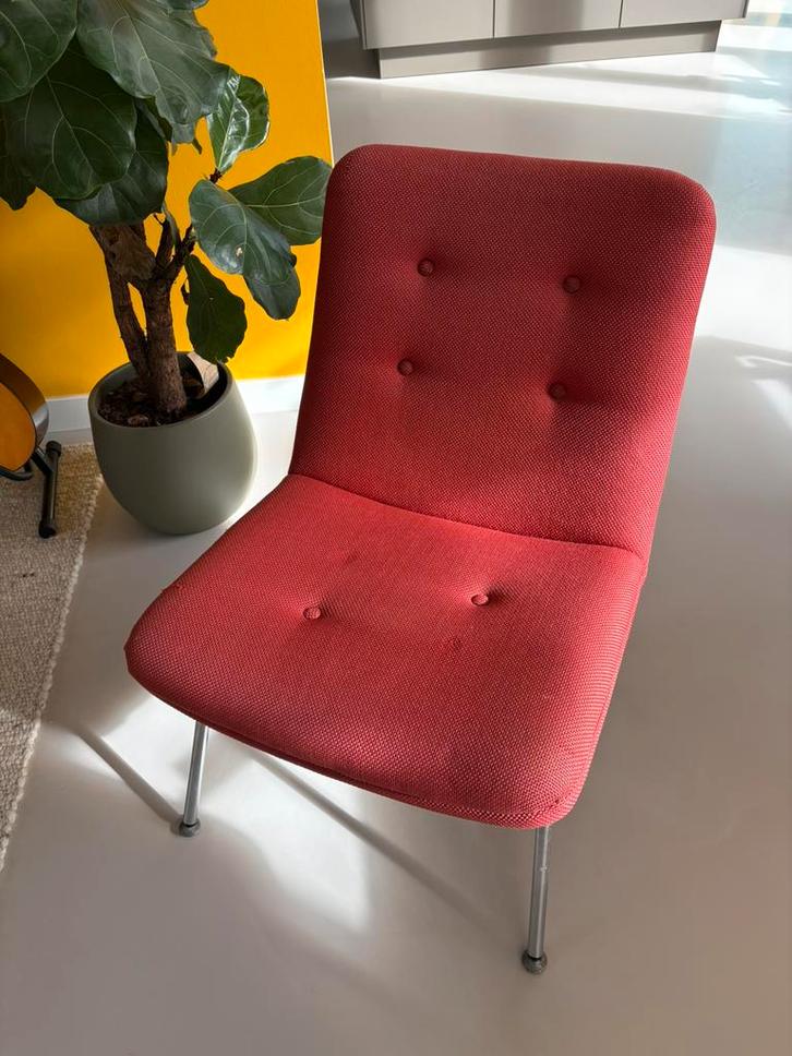 Artifort Channel stoel, Huis en Inrichting, Stoelen, Gebruikt, Eén, Stof, Rood, Ophalen