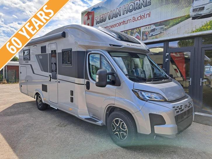 Adria Coral 670 DL 60 Years, Caravans en Kamperen, Campers, Bedrijf, tot en met 3, Adria, Diesel, Automaat, 7 tot 8 meter, Ringverwarming
