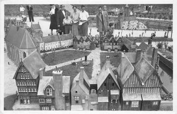(300-208-039) Den Haag Madurodam Begijnenhof beschikbaar voor biedingen