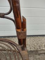 Manou en pitriet stoel seventies vintage, Huis en Inrichting, Ophalen, Gebruikt, Bruin, Vintage