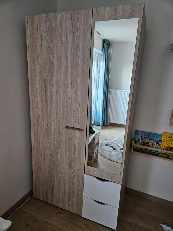 Kledingkast - 2 jaar oud, Huis en Inrichting, Kasten | Kledingkasten, Zo goed als nieuw, 150 tot 200 cm, 100 tot 150 cm, 50 tot 75 cm