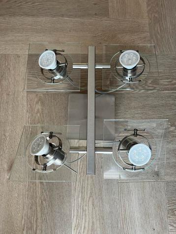 Plafondlamp met 4 Spots beschikbaar voor biedingen