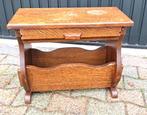 Vintage houten bijzettafel met lade en tijdschriftenrek, Antiek en Kunst, Ophalen