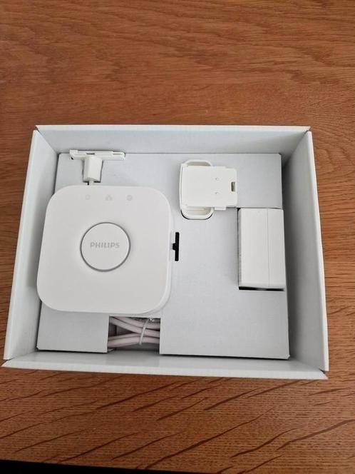 Philips Hue Bridge 2.1 - Nieuw, Huis en Inrichting, Lampen | Overige, Nieuw, Ophalen