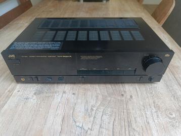 JVC AX-330 Stereo Versterker Dynamic Super-A beschikbaar voor biedingen